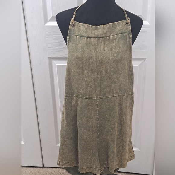 NWT 100% Washed Linen Olive Green Heather Romper - Picture 1 of 14